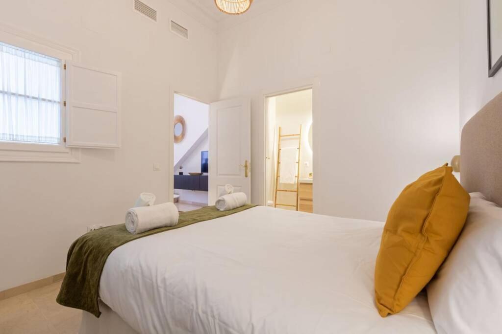 Mumu Luxury Suite Lirio Sevilha Exterior foto