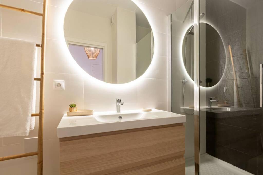 Mumu Luxury Suite Lirio Sevilha Exterior foto