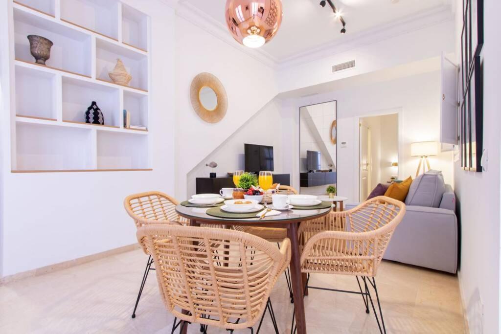 Mumu Luxury Suite Lirio Sevilha Exterior foto